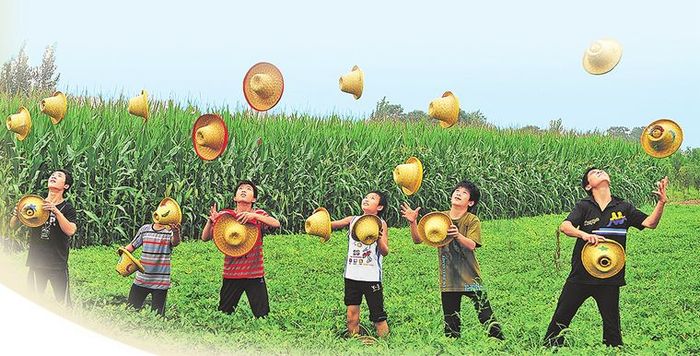 行走河南 讀懂中國(guó)丨東北莊渴望成為雜技“網(wǎng)紅村”